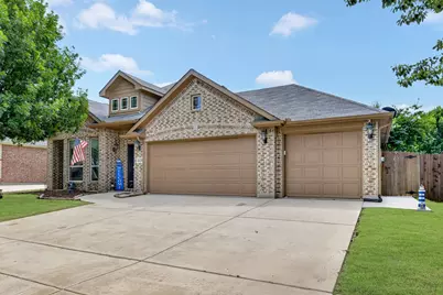 1120 Ponderosa Drive, Aubrey, TX 76227 - Photo 3