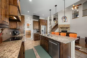 8871 Etta Ct, Waxahachie, TX 75167 - Photo 5