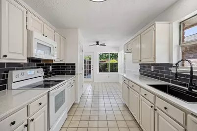 537 Raintree Circle, Coppell, TX 75019 - Photo 11