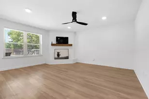 5721 Macneill Dr, Haltom City, TX 76148 - Photo 9