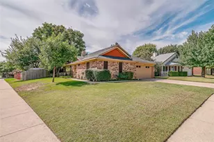 1440 Thistlewood Ln, Grapevine, TX 76051 - Photo 1