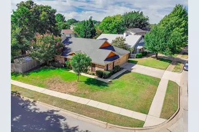 1440 Thistlewood Lane, Grapevine, TX 76051 - Photo 3