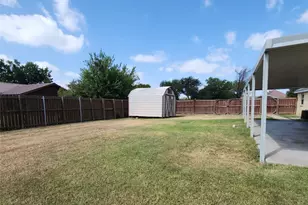 1000 La Villeta St, Mexia, TX 76667 - Photo 17