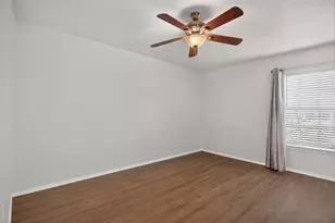 303 Liberty Pl, Grand Prairie, TX 75052 - Photo 11