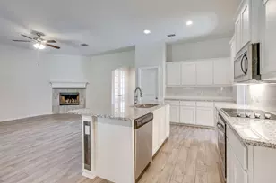 1533 Grassy Meadows Dr, Burleson, TX 76058 - Photo 15