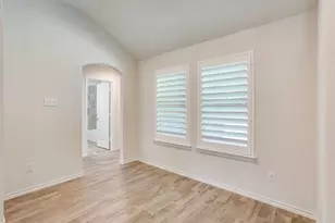 1533 Grassy Meadows Dr, Burleson, TX 76058 - Photo 17