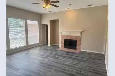 9200 Fairwood Court, Plano, TX 75025 - Photo 11