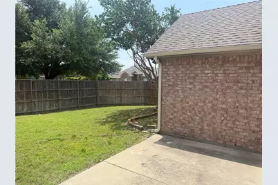 9200 Fairwood Court, Plano, TX 75025 - Photo 29