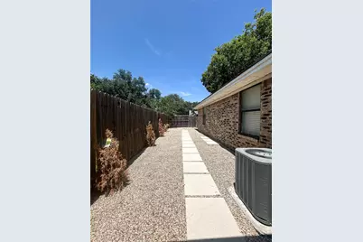 7503 April Lane, North Richland Hills, TX 76182 - Photo 17