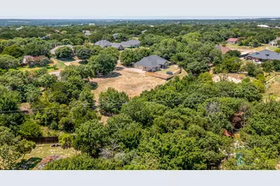 121 Danielle Drive, Hudson Oaks, TX 76087 - Photo 11