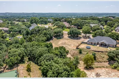 121 Danielle Drive, Hudson Oaks, TX 76087 - Photo 7