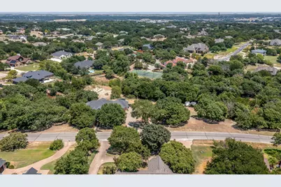 121 Danielle Drive, Hudson Oaks, TX 76087 - Photo 13