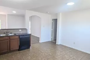 319 Elam Dr, Anna, TX 75409 - Photo 5