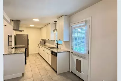 8506 Londonderry Lane, Dallas, TX 75228 - Photo 11