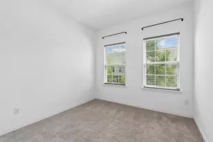 9901 Schramm St, Irving, TX 75063 - Photo 31