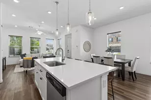 9901 Schramm St, Irving, TX 75063 - Photo 11