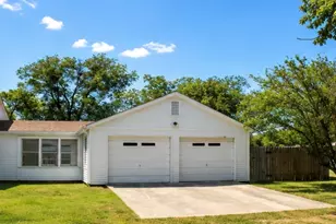 400 S San Jacinto St, Whitney, TX 76692 - Photo 13