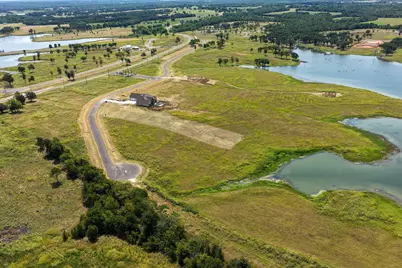 571 Lakeshore Terrace, Windom, TX 75492 - Photo 9