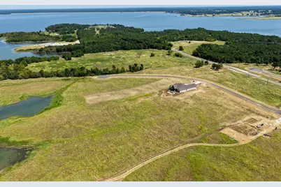 571 Lakeshore Terrace, Windom, TX 75492 - Photo 17