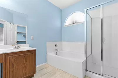 12652 Oakwood Circle, Fort Worth, TX 76040 - Photo 5