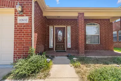 12652 Oakwood Circle, Fort Worth, TX 76040 - Photo 3