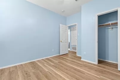 12652 Oakwood Circle, Fort Worth, TX 76040 - Photo 9