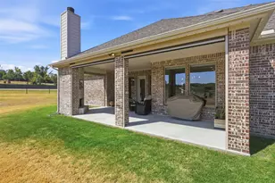 300 Spanish Oak Ct, Weatherford, TX 76085 - Photo 35