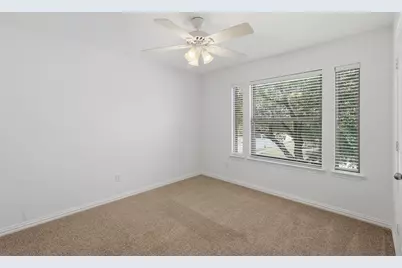 6974 Shoreview Drive, Grand Prairie, TX 75054 - Photo 19