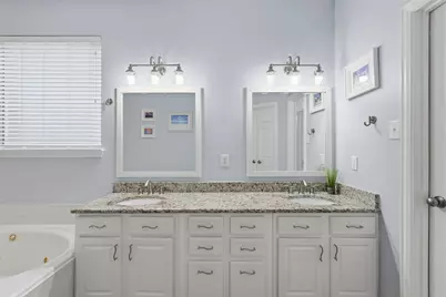 6974 Shoreview Drive, Grand Prairie, TX 75054 - Photo 17