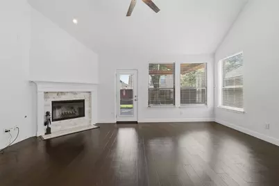 6974 Shoreview Drive, Grand Prairie, TX 75054 - Photo 5