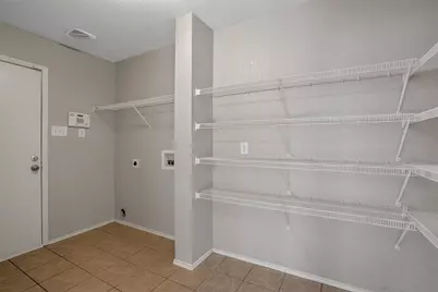 6432 Paradise Valley Road, Fort Worth, TX 76112 - Photo 9