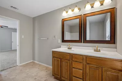 6432 Paradise Valley Road, Fort Worth, TX 76112 - Photo 17