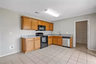 6432 Paradise Valley Rd, Fort Worth, TX 76112 - Photo 11