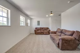321 E Woody Creek Ct, Springtown, TX 76082 - Photo 19