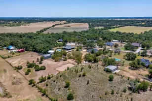 321 E Woody Creek Ct, Springtown, TX 76082 - Photo 31