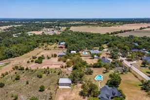 321 E Woody Creek Ct, Springtown, TX 76082 - Photo 31