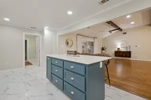 11055 Milhof Dr, Dallas, TX 75228 - Photo 11