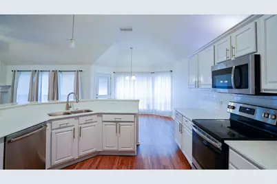 1012 Kingsley Drive, Saginaw, TX 76179 - Photo 5