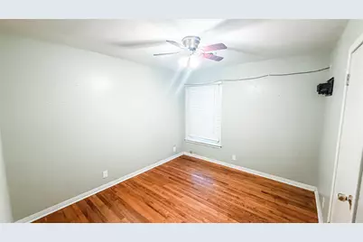 807 Blanton Drive, Sherman, TX 75092 - Photo 9