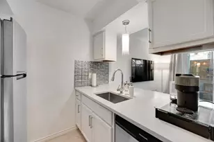 1810 N Garrett Ave, Dallas, TX 75206 - Photo 5