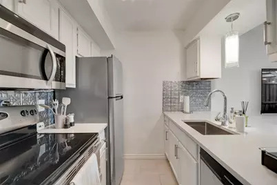 1810 N Garrett Avenue #119, Dallas, TX 75206 - Photo 7