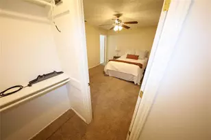 2204 Towne N Dr, Cleburne, TX 76033 - Photo 17