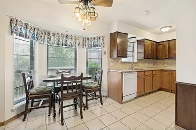 7805 Marlborough Drive W, Fort Worth, TX 76134 - Photo 15