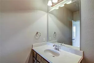 416 Canvas Ct, Crowley, TX 76036 - Photo 11