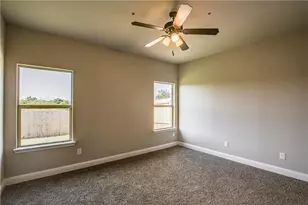 416 Canvas Ct, Crowley, TX 76036 - Photo 7