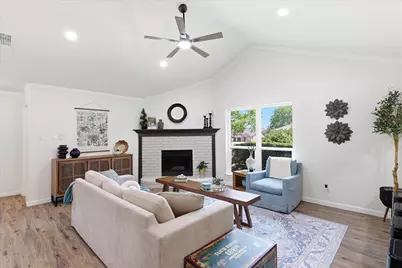 3511 Meadowview Drive, Corinth, TX 76210 - Photo 5