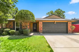 3511 Meadowview Dr, Corinth, TX 76210 - Photo 1