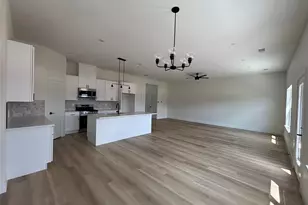 4444 Fatima Dr, Irving, TX 75062 - Photo 9