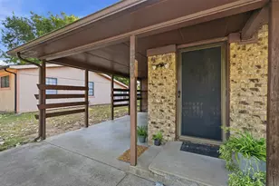2050 Avon Dr, Denison, TX 75020 - Photo 7