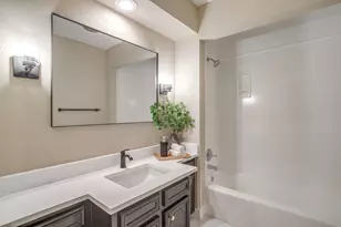 105 Lakeway Dr, Benbrook, TX 76126 - Photo 33